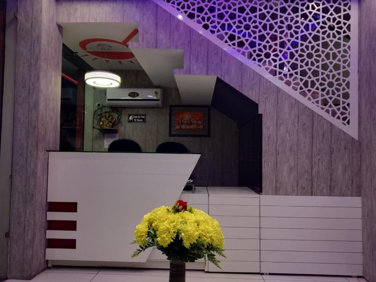 Hotel Reyansh Tanakpur Kültér fotó