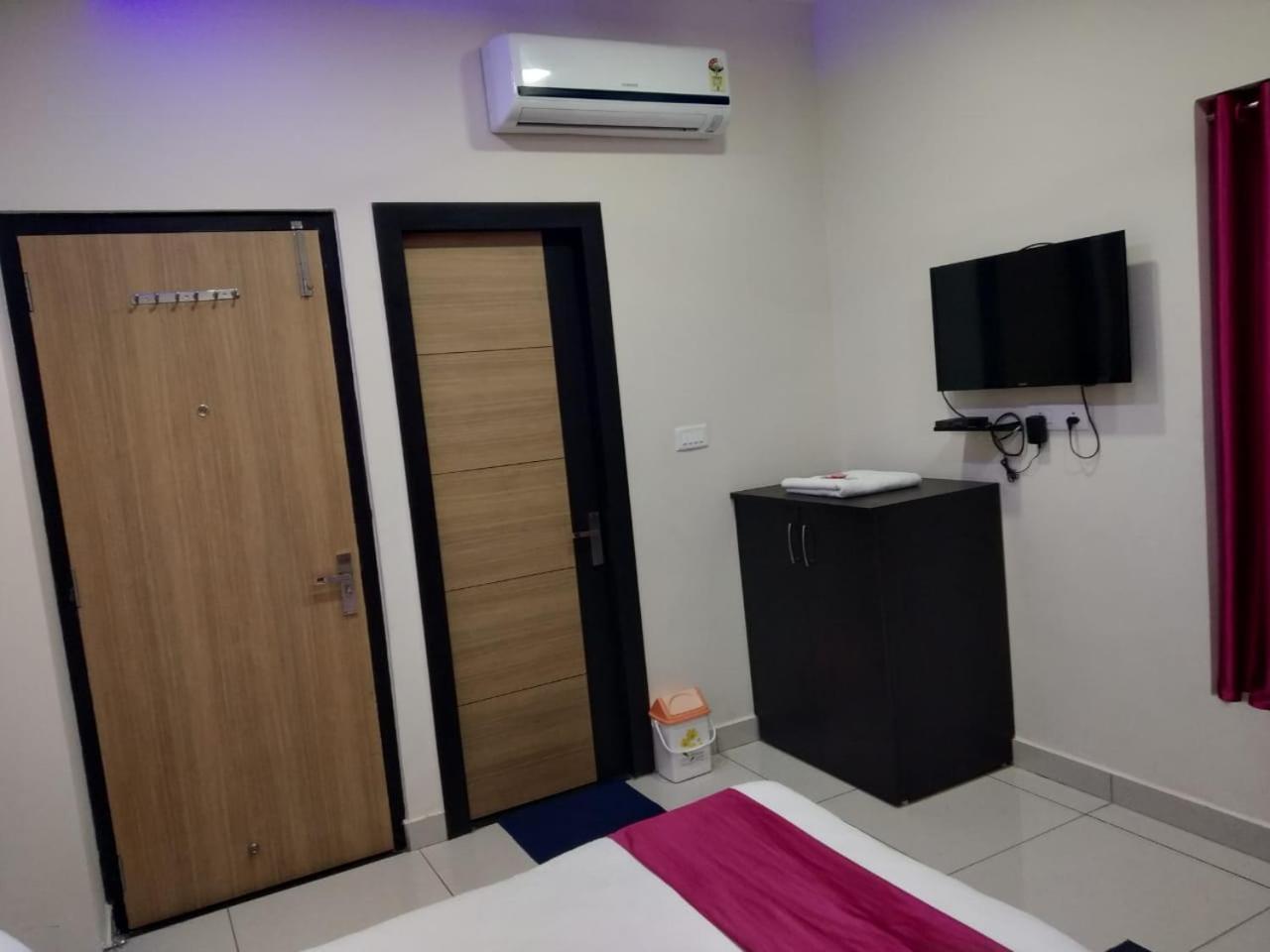 Hotel Reyansh Tanakpur Kültér fotó