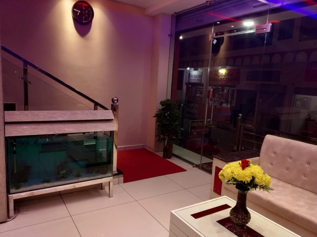Hotel Reyansh Tanakpur Kültér fotó