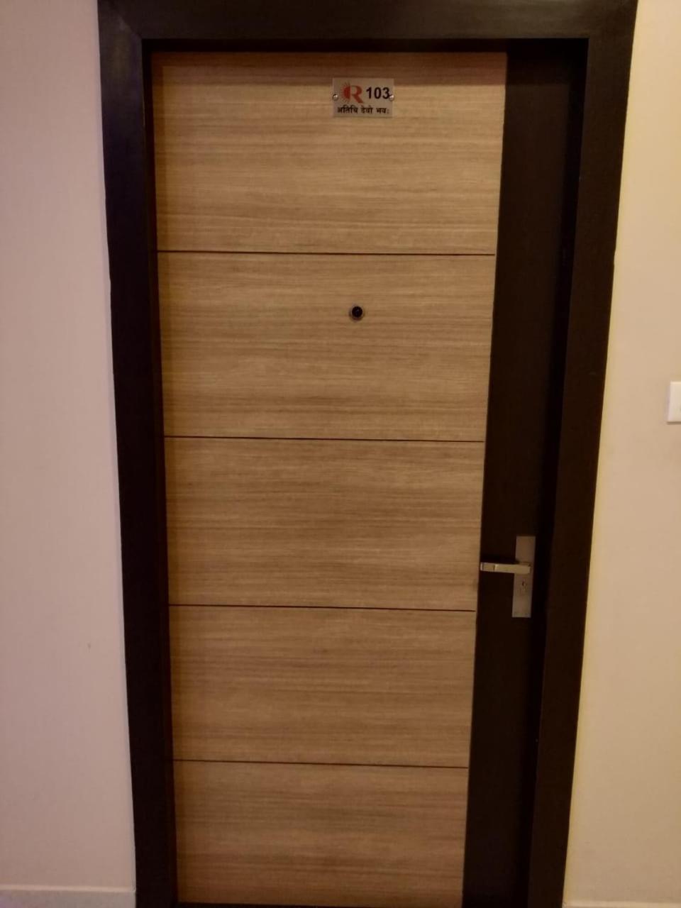 Hotel Reyansh Tanakpur Kültér fotó