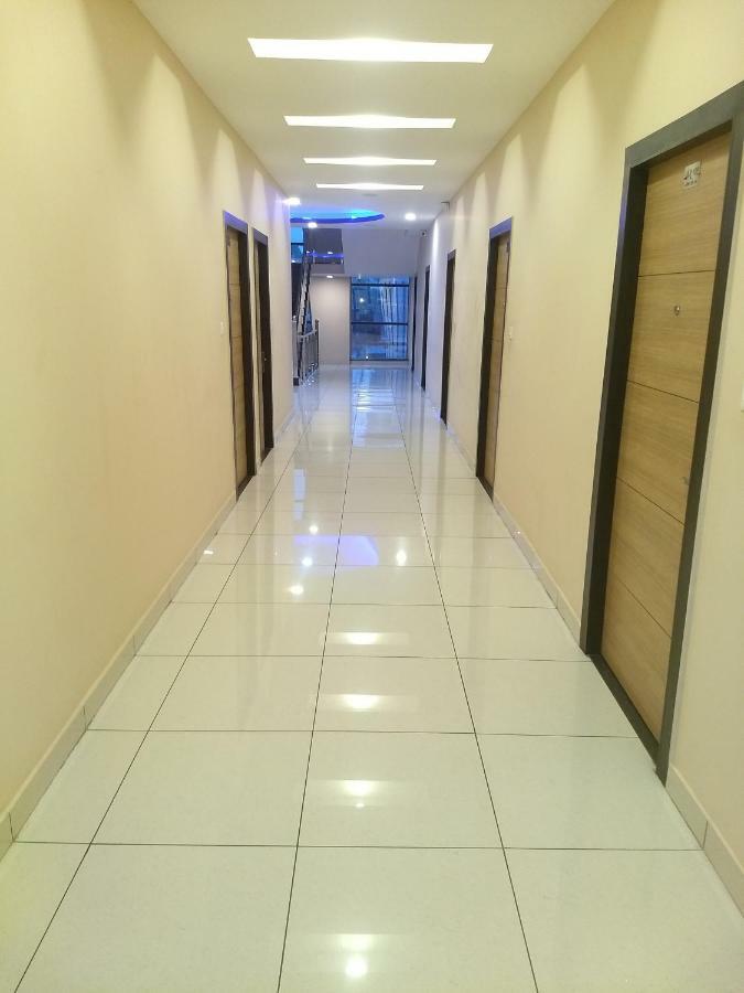 Hotel Reyansh Tanakpur Kültér fotó