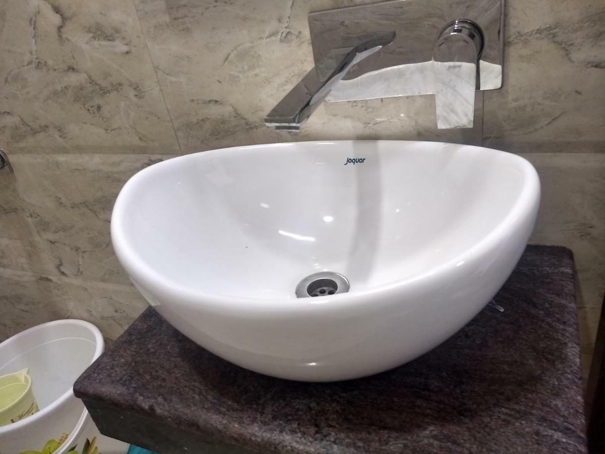 Hotel Reyansh Tanakpur Kültér fotó