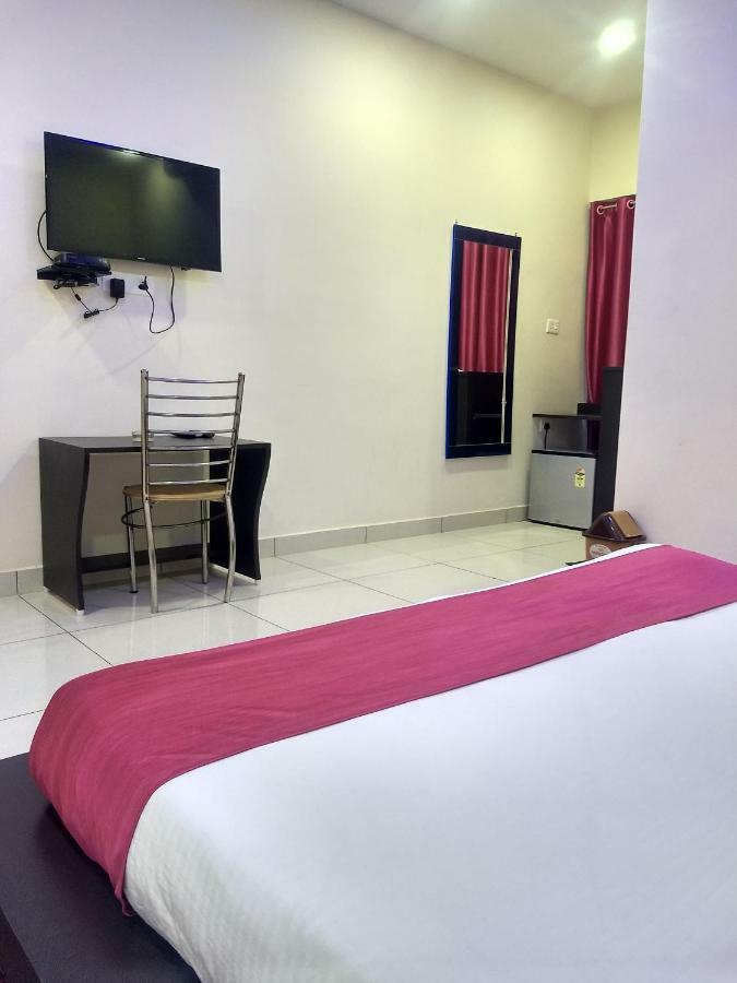 Hotel Reyansh Tanakpur Kültér fotó