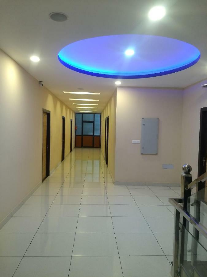 Hotel Reyansh Tanakpur Kültér fotó