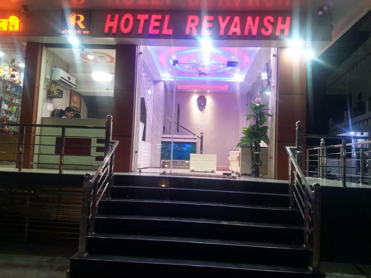 Hotel Reyansh Tanakpur Kültér fotó