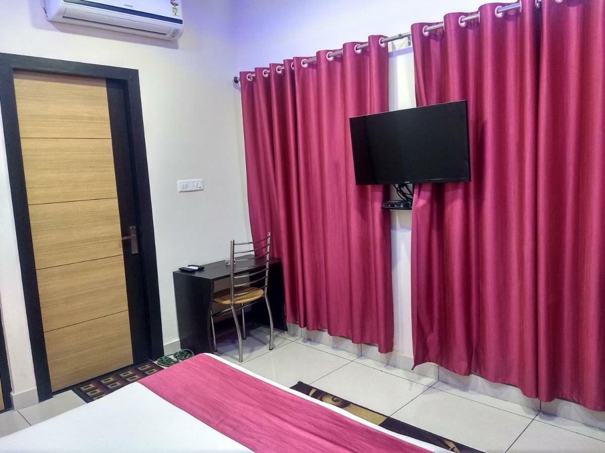 Hotel Reyansh Tanakpur Kültér fotó