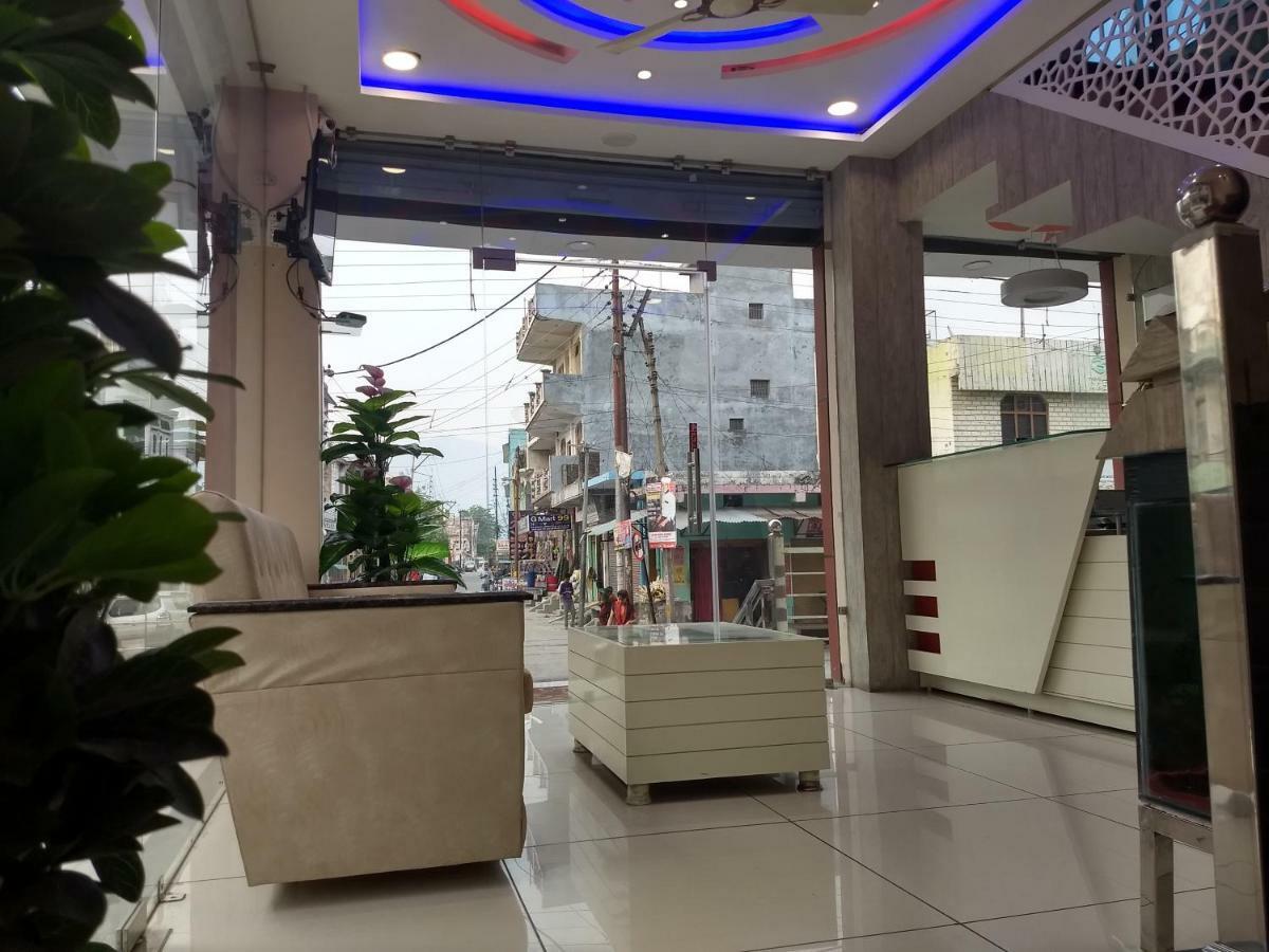 Hotel Reyansh Tanakpur Kültér fotó